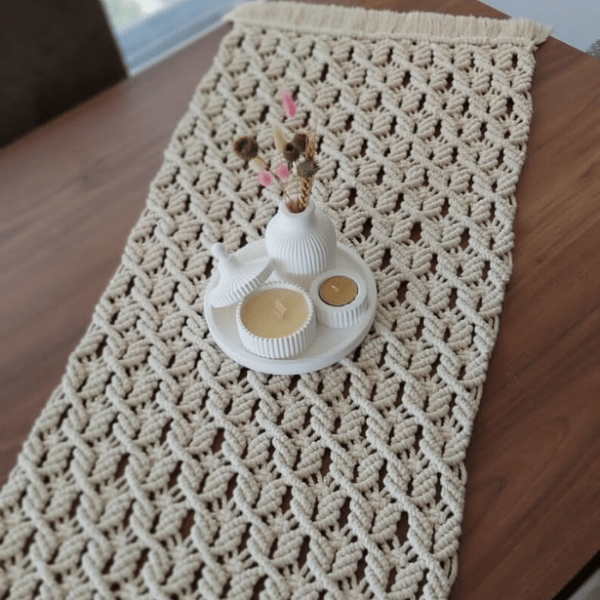 Arshlaza Macrame Cream Table Runner